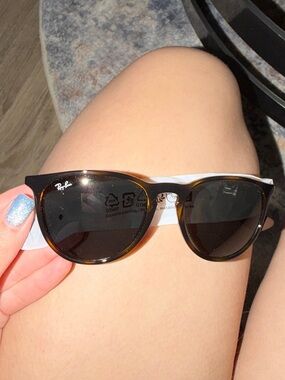 Ray-Ban Tortoiseshell Frame Sunglasses with Dark Lenses